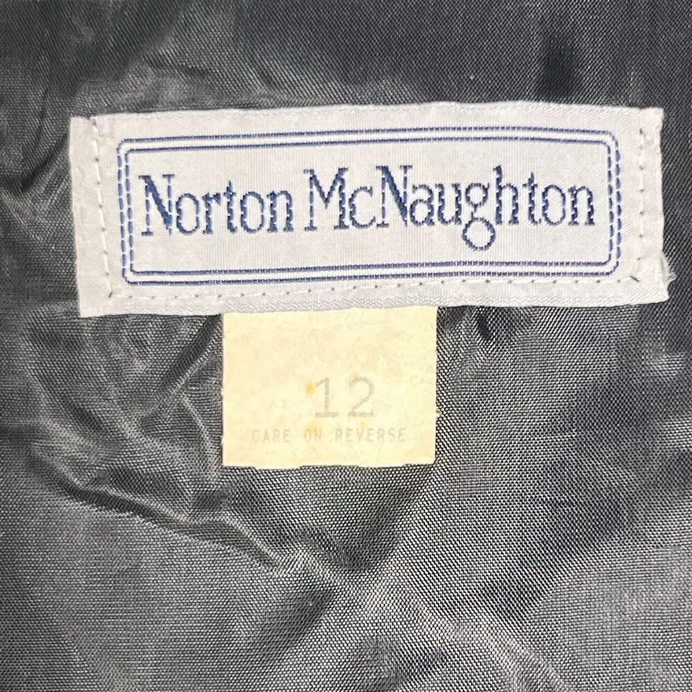 Women's Red Floral Vest - Picture 10 of 11